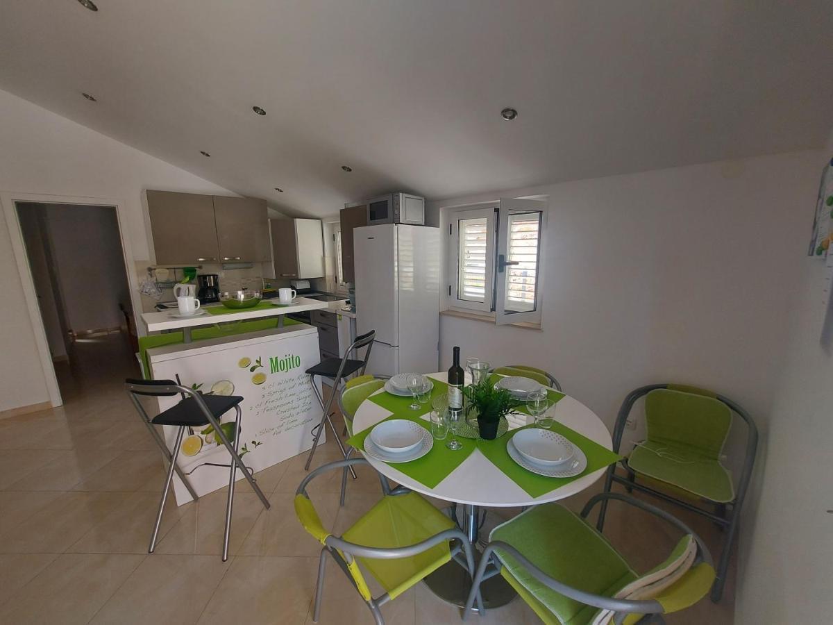 Apartman Marina Sa Parkingom Jelsa  Luaran gambar
