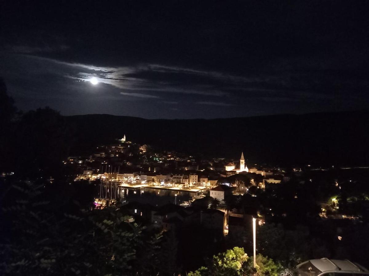 Apartman Marina Sa Parkingom Jelsa  Luaran gambar