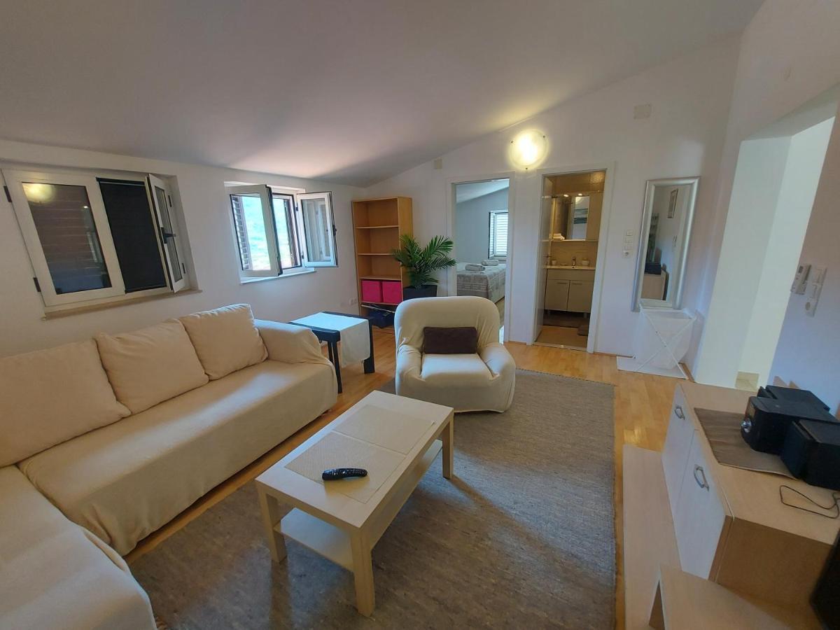 Apartman Marina Sa Parkingom Jelsa  Luaran gambar